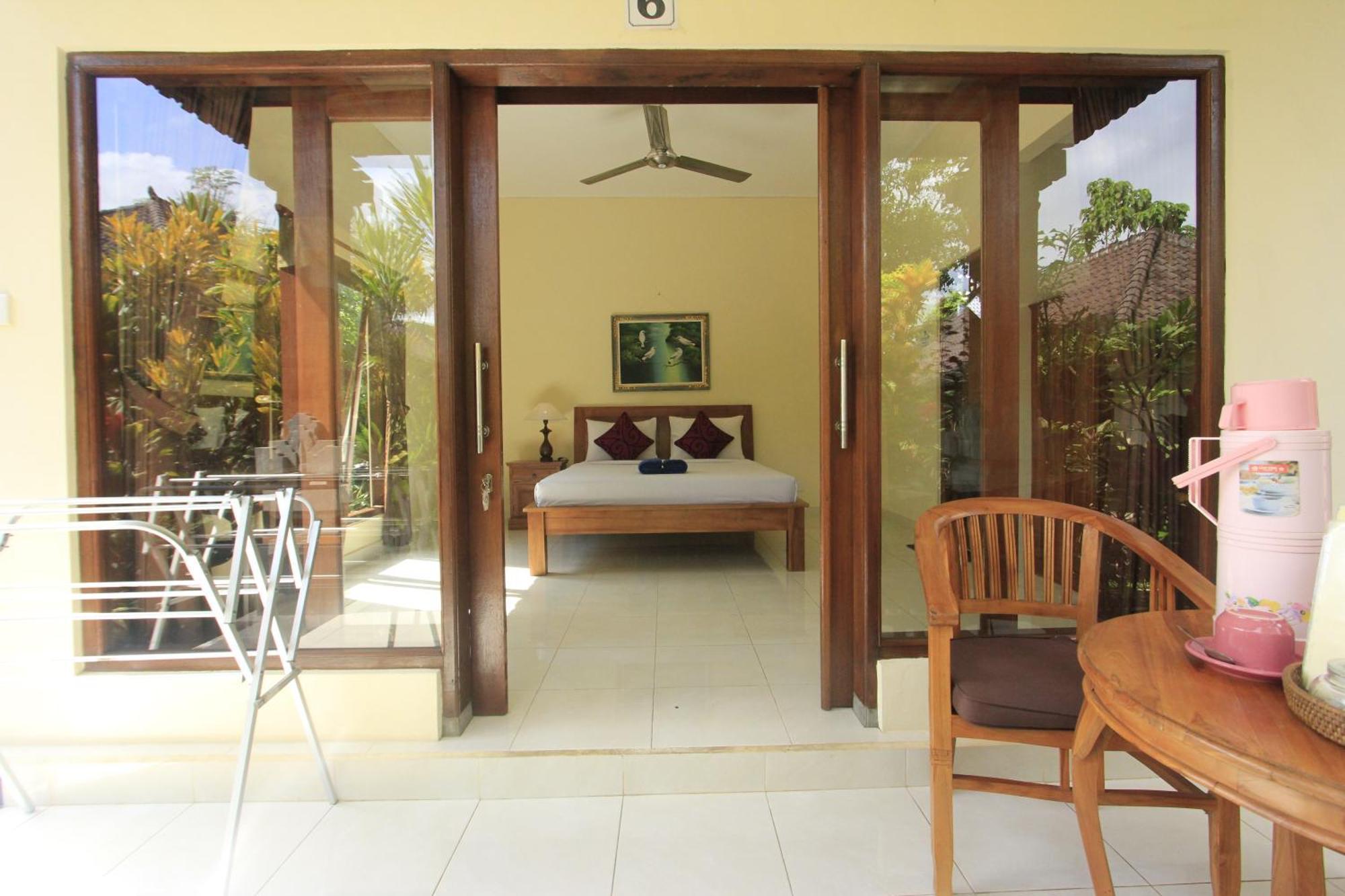 Gusti Kaler House Hotel Ubud Szoba fotó